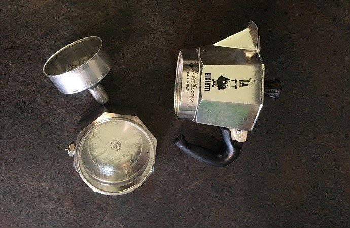 the main parts of a moka pot