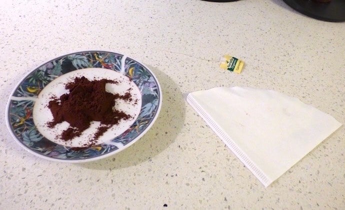 ingredients-to-make-a-coffee-bag-1