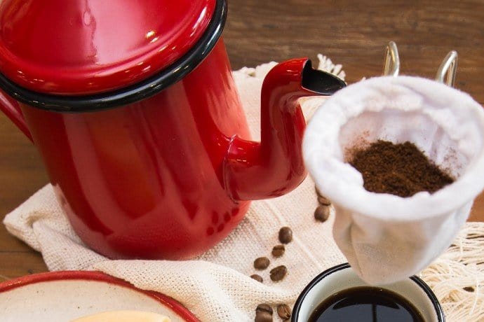 how to make cowboy coffee using a coffee sock