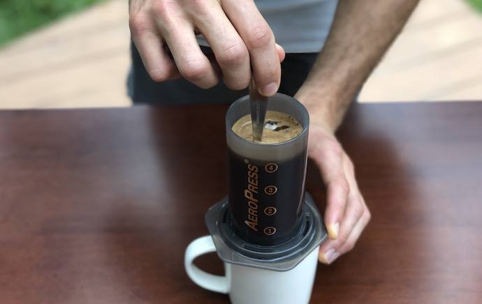 Give the coffee slurry a quick stir