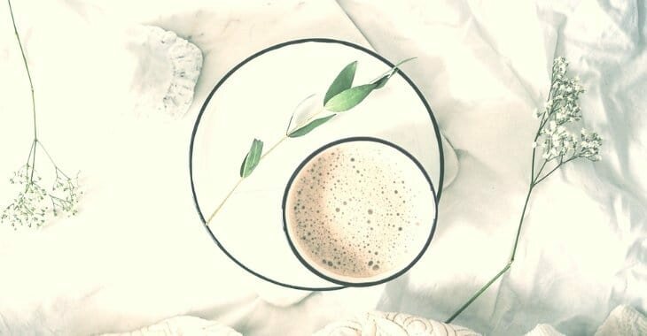 Café blanco, la última tendencia entre los cafeteros