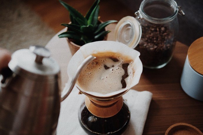 gooseneck kettle for making pour over coffee