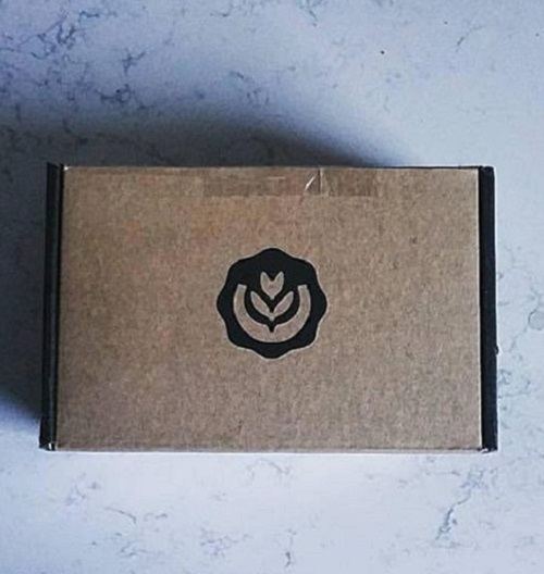 Brown box of crema