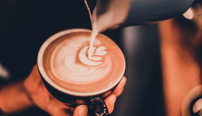 pouring latte