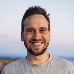 photo of steven smiling