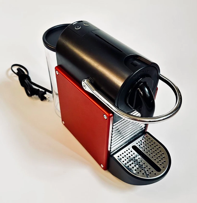 Side view of the Nespresso Pixie