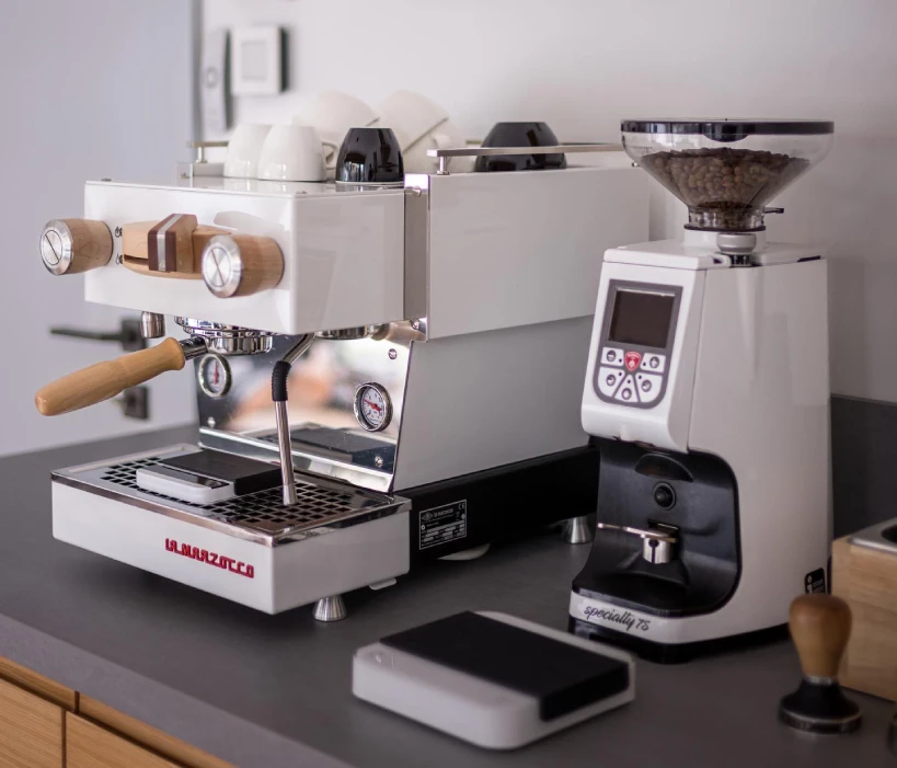 la-marzocco-linea-mini-mit-mühle
